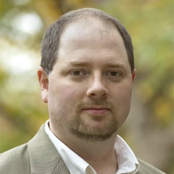 Headshot of Erik Nisbet